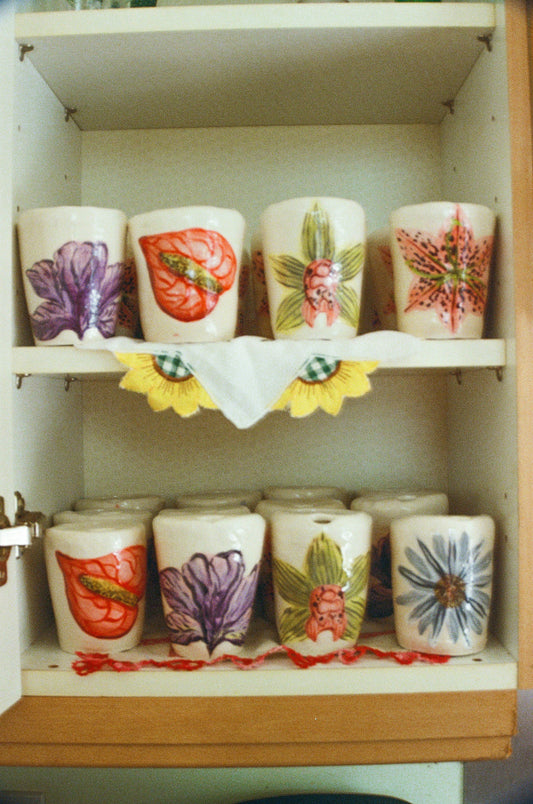 Stargazer lily travel mug