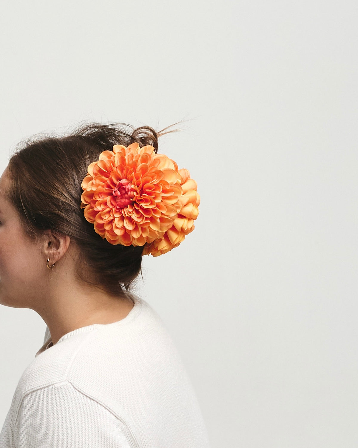' Orange Dahlia ' claw clip
