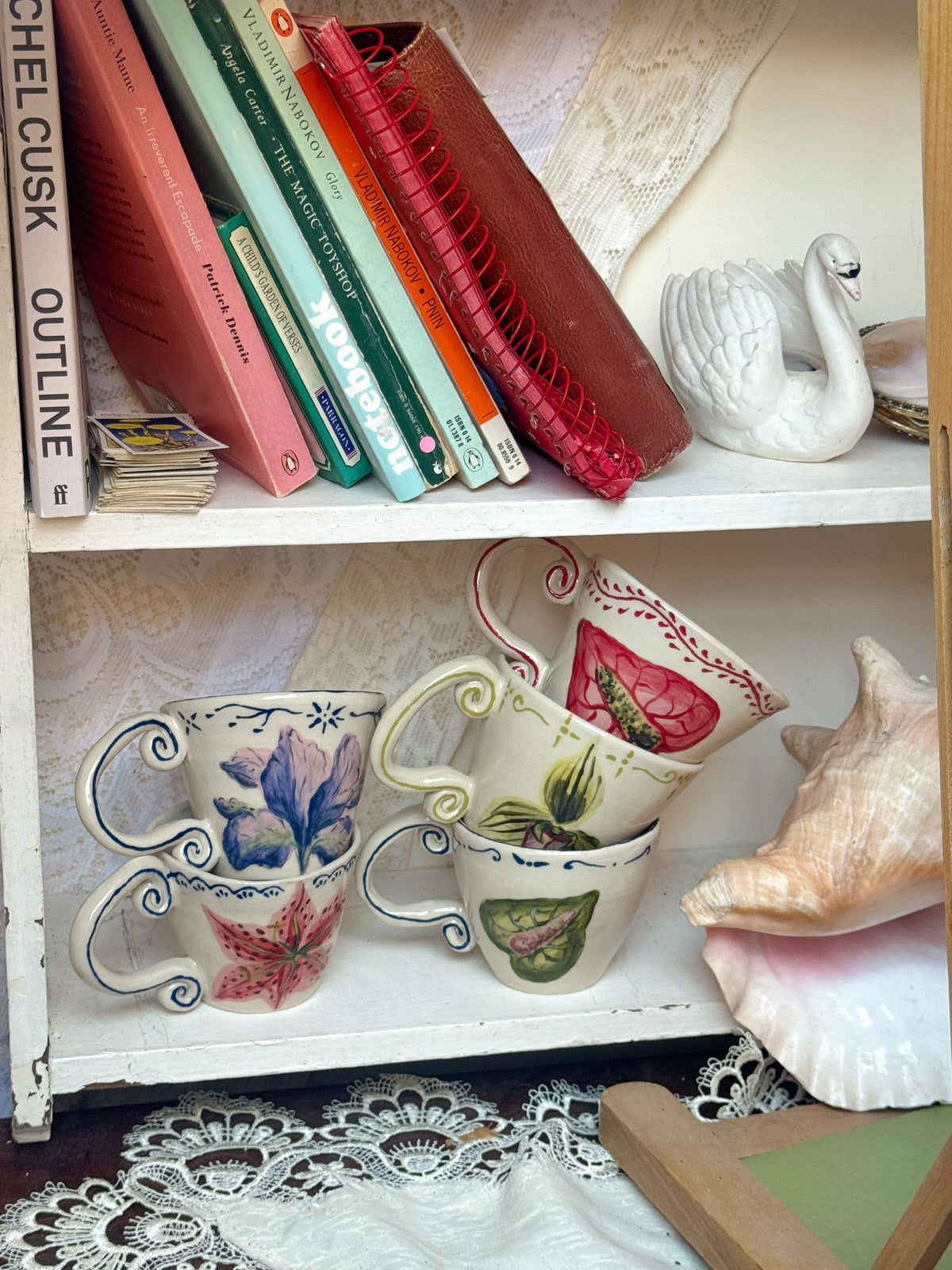 Lady slipper espresso cup