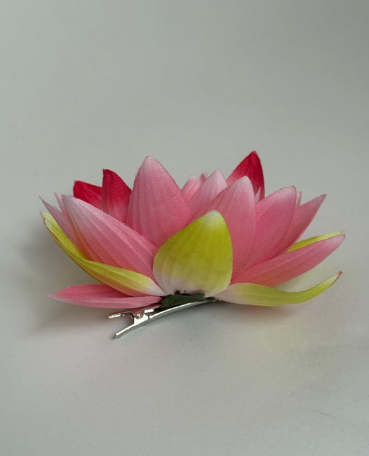 lotus clip